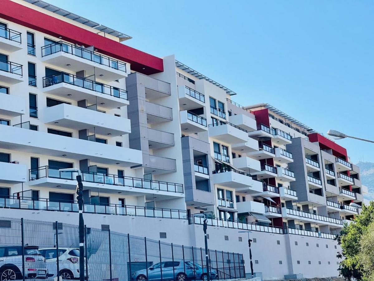 Ajaccio T2 Grand Standing Neuf - Centre Ville Et Plages - 4 Personnes - Parking Prive Exterior photo